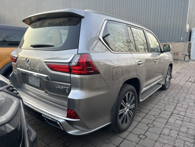 西安国六雷克萨斯lx570中东限量版200起售