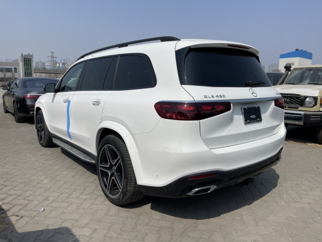 2024款奔驰gls450现车7座独家配置港口最新资讯高贵典雅