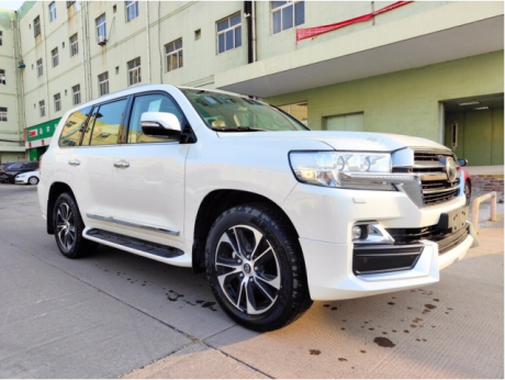 全新丰田酷路泽5700vxs顶配配置裸车价格强悍风格